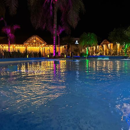 Hotel Termal Emperatriz Termas De Rio Hondo Bagian luar foto