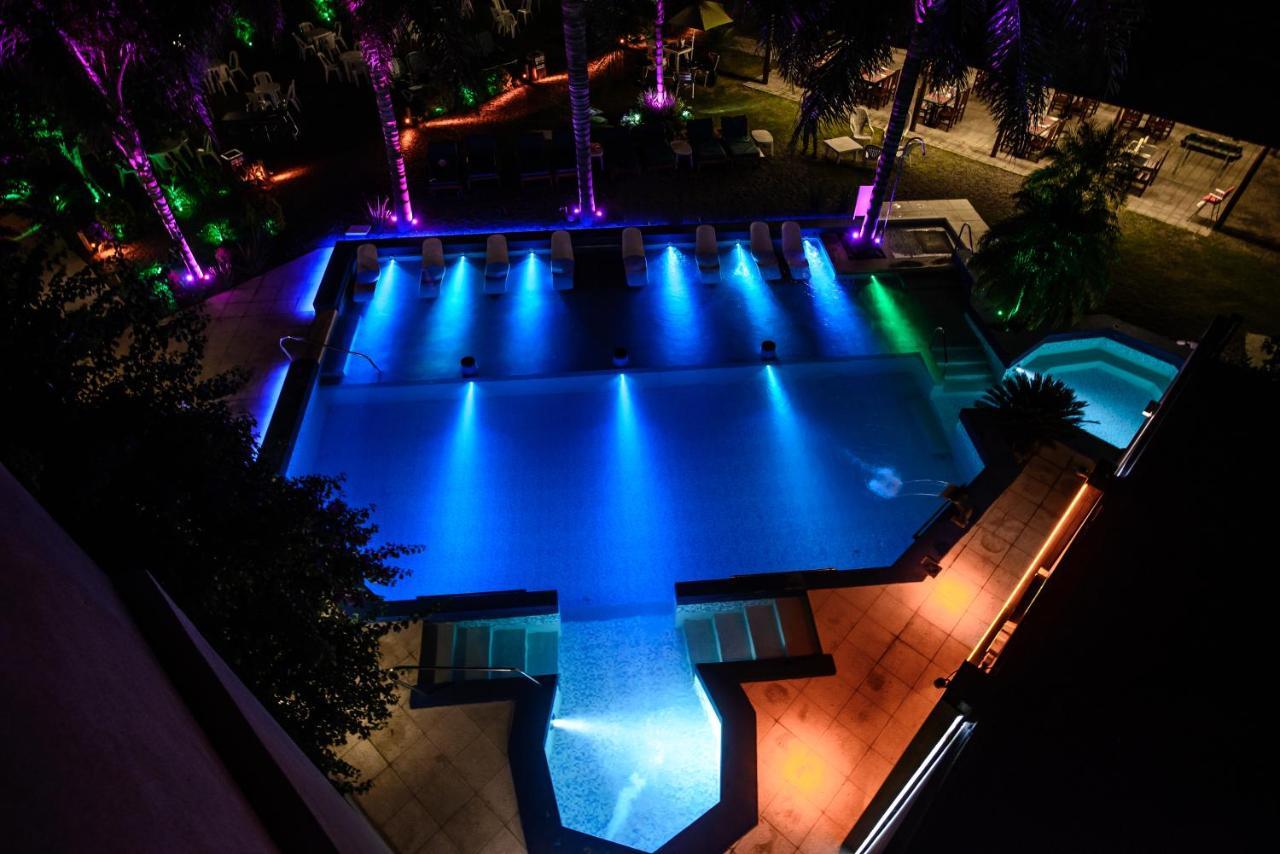 Hotel Termal Emperatriz Termas De Rio Hondo Bagian luar foto