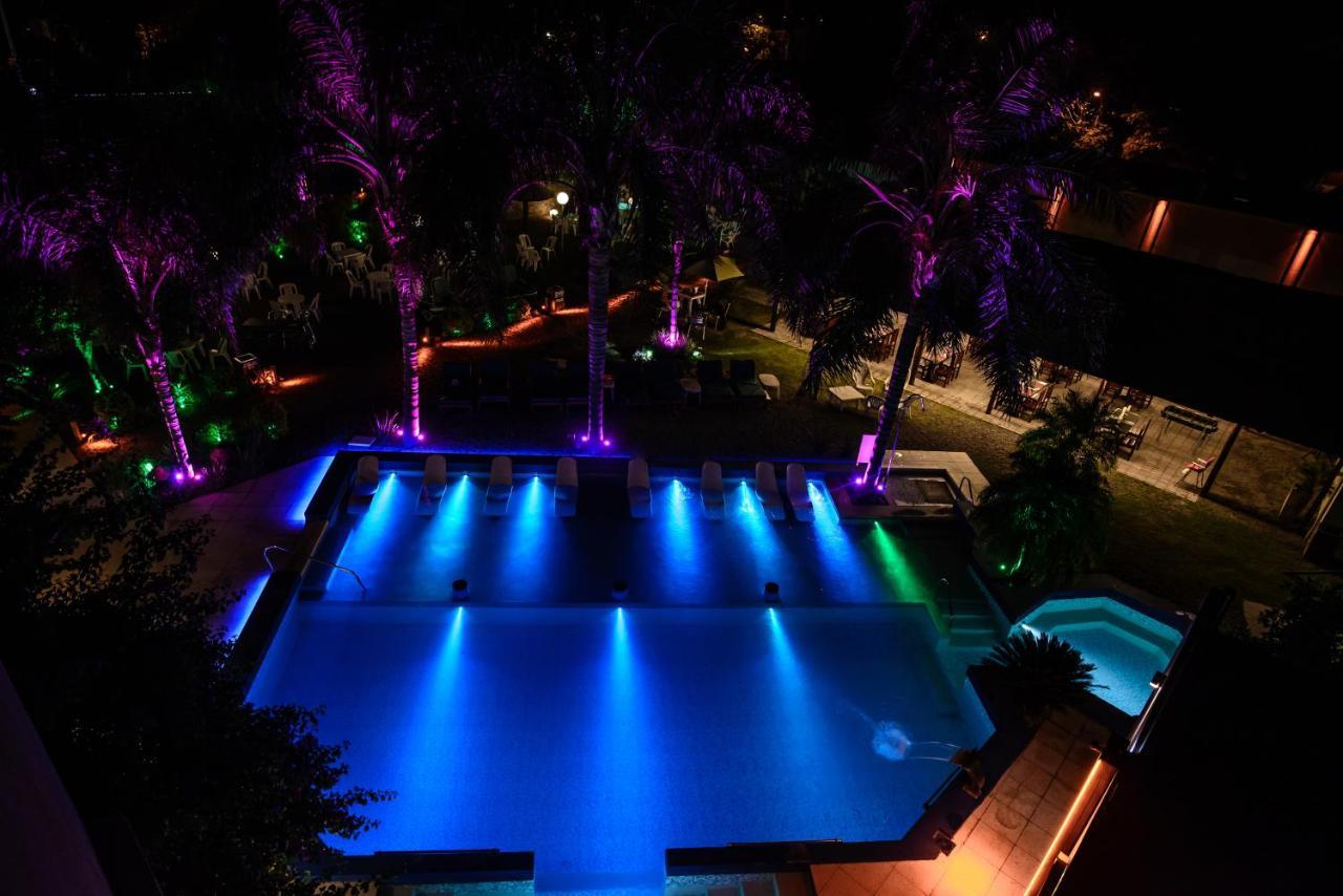 Hotel Termal Emperatriz Termas De Rio Hondo Bagian luar foto