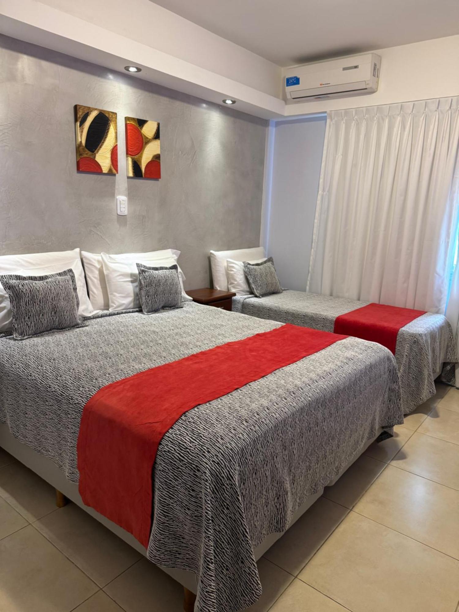 Hotel Termal Emperatriz Termas De Rio Hondo Bagian luar foto