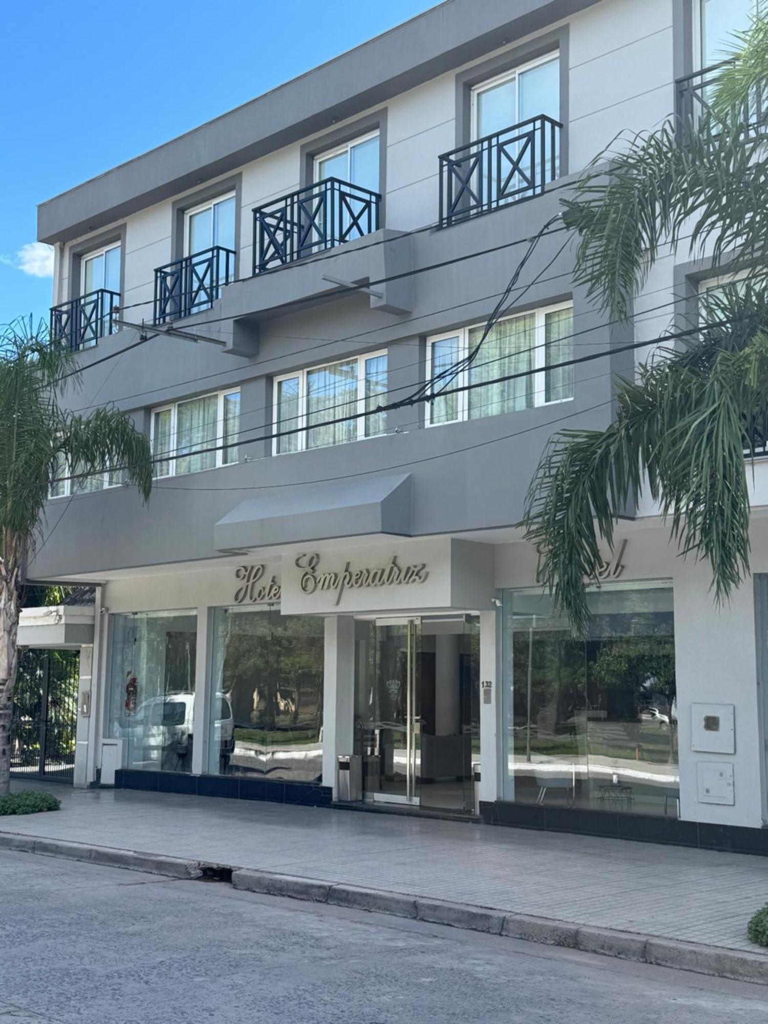 Hotel Termal Emperatriz Termas De Rio Hondo Bagian luar foto